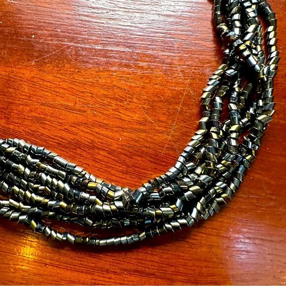 Unbranded Black Multi 7 Strand Beaded Knot Necklace Irridesent - Picture 6 of 10
